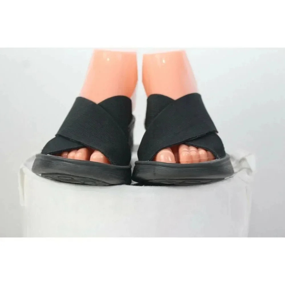 ladies B ZEES wedge sandals size 6.5M
